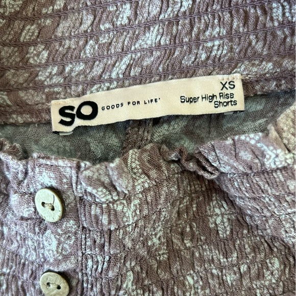 super high rise shorts (size XS) - Picture 3 of 3